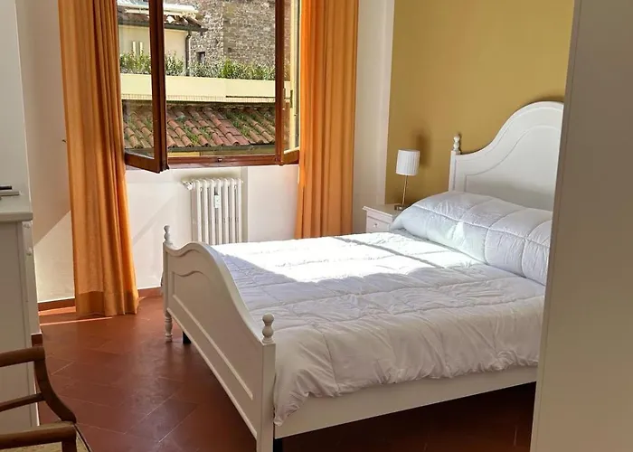 Borgo San Jacopo 8